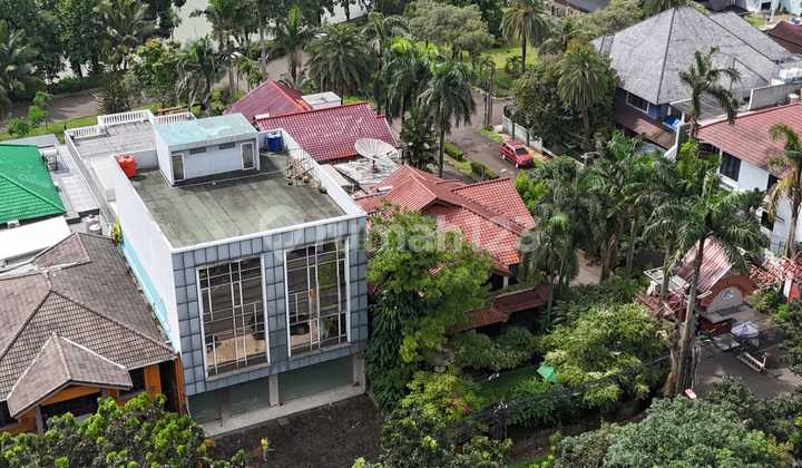 Price Drop for Strategic Ready-to-Occupy Shop House in Cibubur, East Jakarta 1