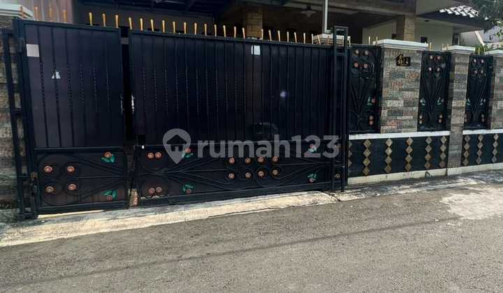 Rumah Mewah murah dalam Komplek di Duren Sawit Jakarta Timur Rumah Mewah murah dalam Komplek di Duren Sawit Jakarta Timur