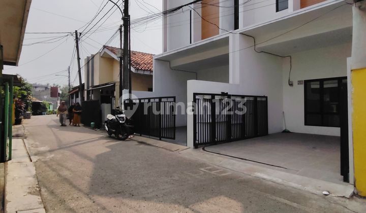 Rumah Baru Siap Huni di Lubang Buaya Jakarta Timur 2