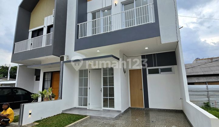 Rumah cantik 2 lantai asri & nyaman di Jatibening Pondok gede 2