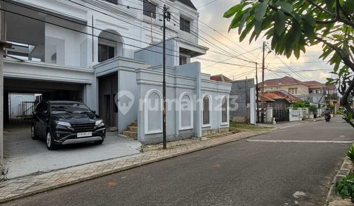 New Classic Design House in Iconic Tebet, South Jakarta Location 2