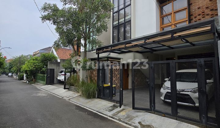 Rumah Mewah Second siap huni Kokoh di Rawamangun Jakarta Timur 2