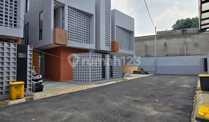 Rumah Baru Dalam Mini Cluster di Pondok Kelapa Jakarta Timur 2