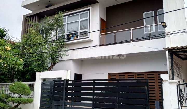 Rumah Mewah Siap Huni With Private Pool di Cipinang Kebembem  2