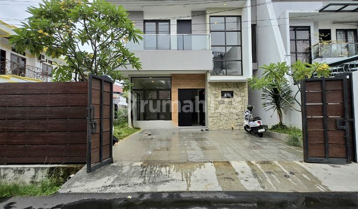 Rumah Baru Non Komplek Posisi Hook Siap Huni di Duren Sawit Rumah Baru Non Komplek Posisi Hook Siap Huni di Duren Sawit
