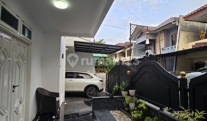 Turun Harga Rumah Mewah Semi Furnished siap huni di Duren Sawit 2