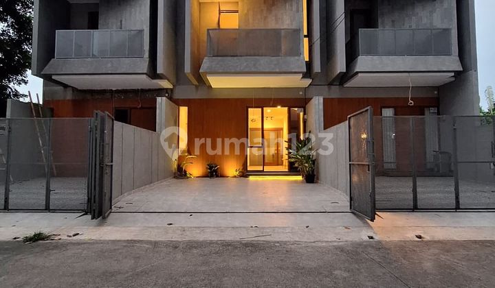 Rumah Minimalis Siap Huni Dalam Komplek di Kodau Jati Asih Bekasi