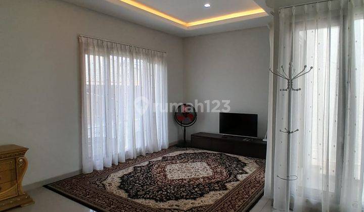 Dijual Rumah Mewah Strategis Dalam Townhouse di Kebagusan 2