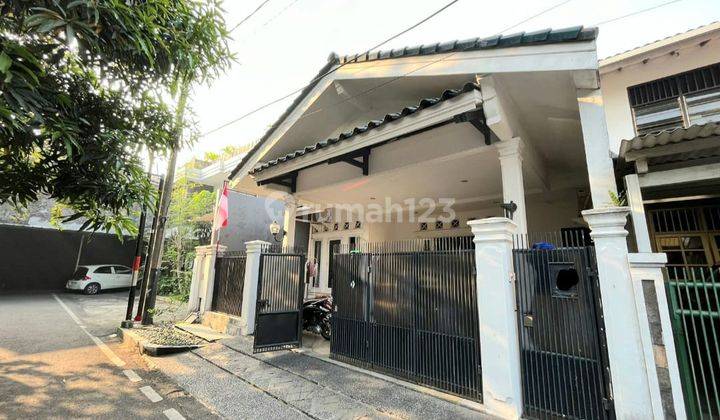 Rumah Murah Strategis Siap Huni Dalam Komplek di Pondok Kelapa  1