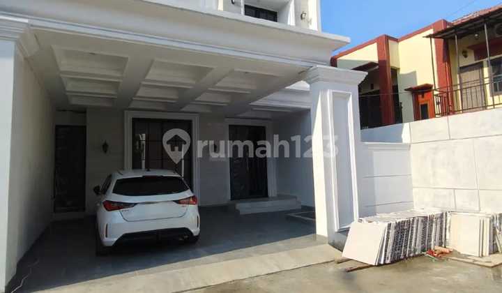 Rumah Baru Modern Classic Siap Huni di Ciracas Jakarta Timur 2