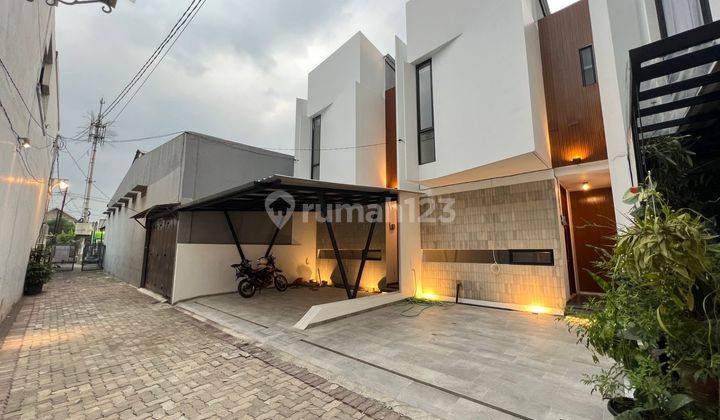 Dijual Rumah Murah Modern Minimalis Strategis di Pondok Kelapa 1