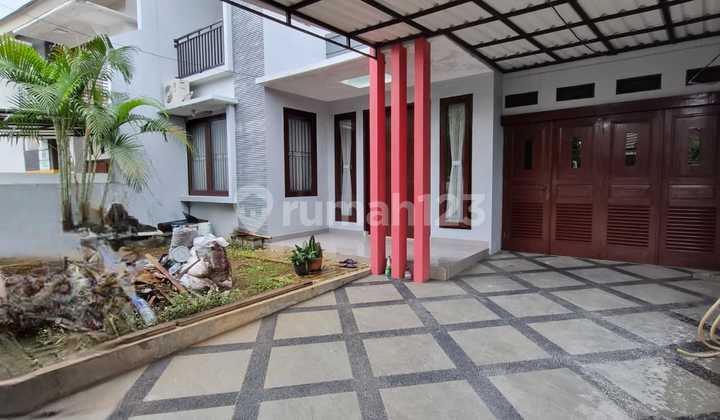 Rumah Second Siap Huni 2 Lantai Dalam Komplek Asri di Jtiwaringin 2