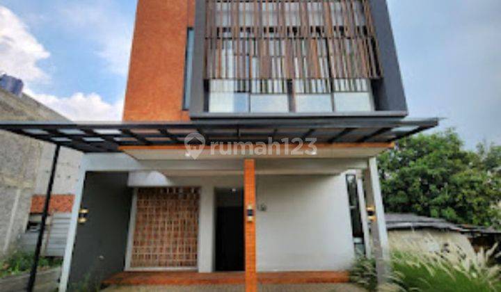 Rumah Idaman Scandinavian Modern Style Lokasi Premium di Bintaro 2