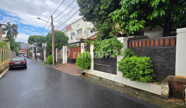 Lowered Price for Ready-to-Occupy House in a Complex in Tebet, South Jakarta 2