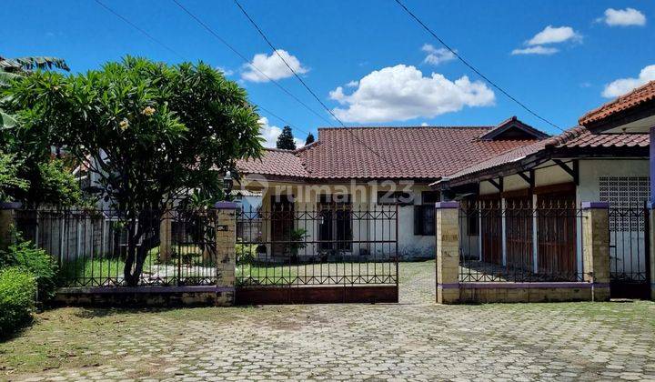 Rumah Murah Strategis Tanah Luas 1468 M2 di Bambu Apus  1