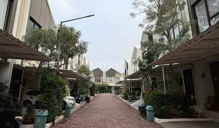 Rumah Second dalam Cluster dengan Fasum di Cilangkap Cipayung 2