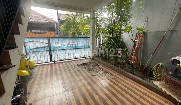 Affordable Luxurious Ready-to-Occupy 2-Story Well-Maintained House in Pondok Kelapa 2