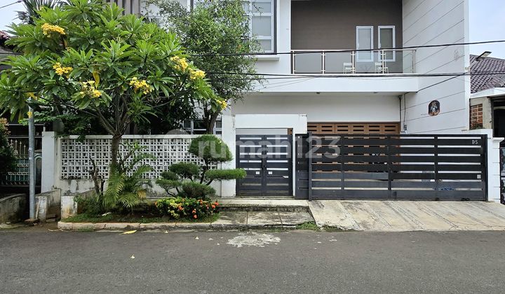 Rumah Mewah Siap Huni With Private Pool di Cipinang Kebembem 