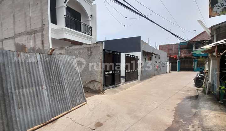 Rumah Baru dalam Komplek di Jatiwaringin Pondok Gede Bekasi