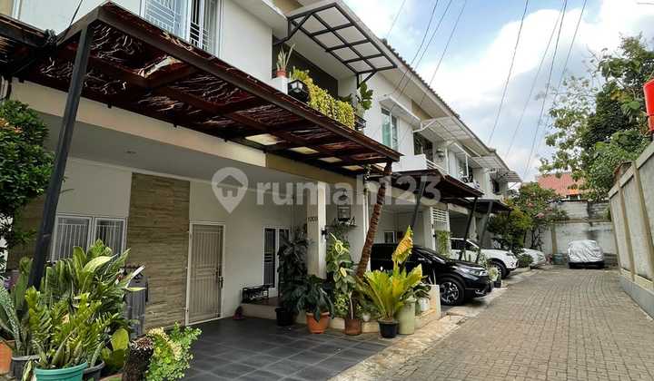 Turun Harga Rumah Second Siap Huni 2 Lantai di Bambu Apus Cpayung 2