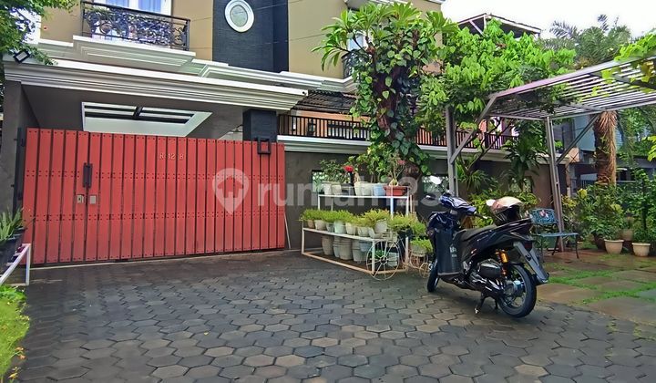 Turun Harga Rumah Mewah Kokoh 2,5 Lantai Dalm Komplek di Cipinang Turun Harga Rumah Mewah Kokoh 2,5 Lantai Dalm Komplek di Cipinang