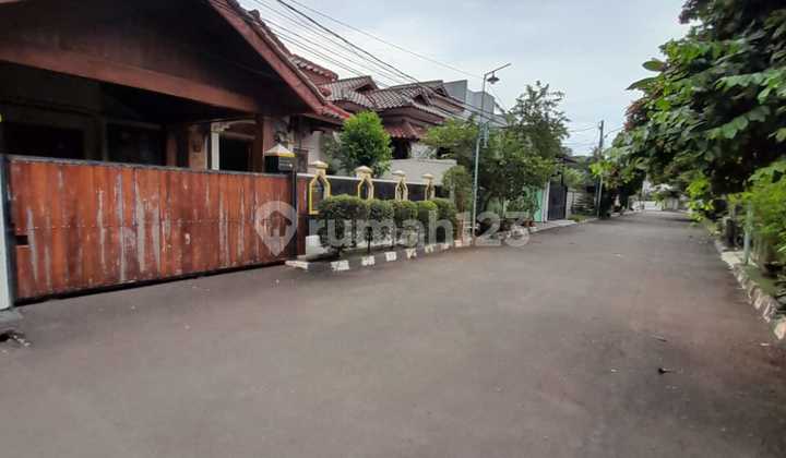 Rumah Bagus Second Terawat Siap Huni Strategis di Cipinang Melayu 2