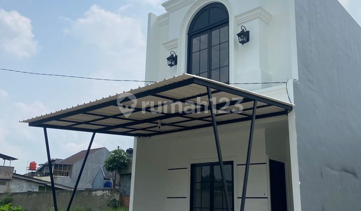 Rumah Modern dengan Smart Lock Home di Cilangkap Jakarta Timur Rumah Modern dengan Smart Lock Home di Cilangkap Jakarta Timur