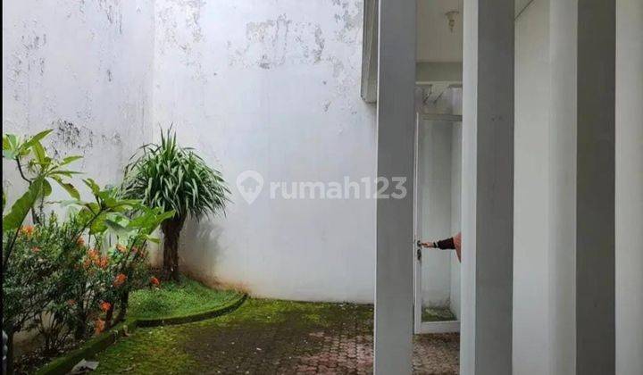 Rumah 2 Lantai Di Royal Residence Surabaya Barat 2