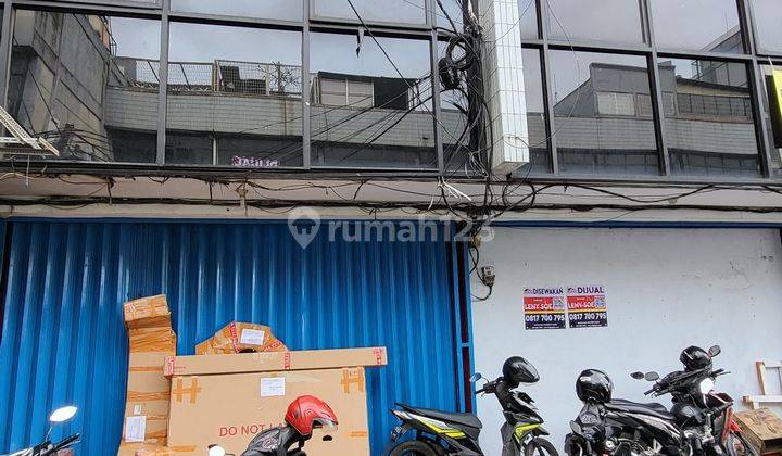 Ruko gandeng lebar 9 di Komplek Kebon Jeruk Permai 2