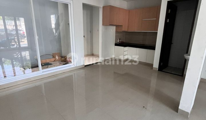 Rumah Brand New 3 Lantai Adam Malik Residence, Cipadu 2