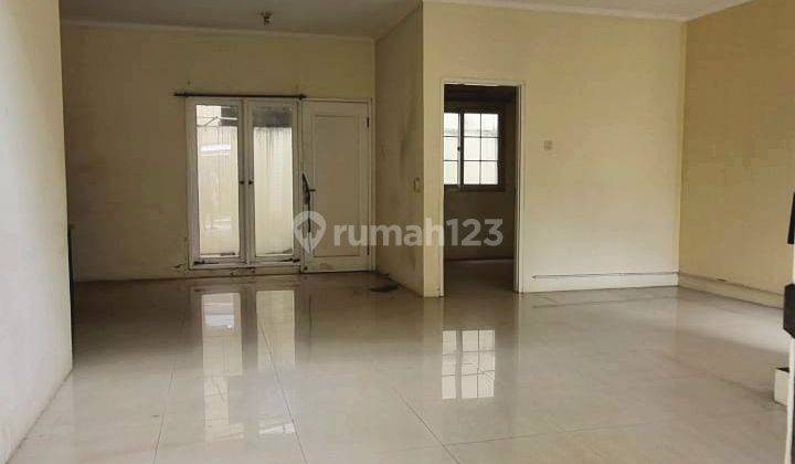 Rumah 2 Lantai Hadap Selatan Permata Regency Jakbar 1
