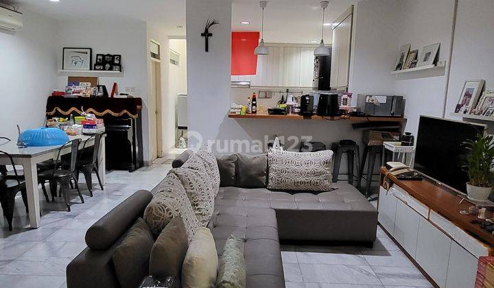 Rumah Intercon Jakbar 2.5 Lantai 1