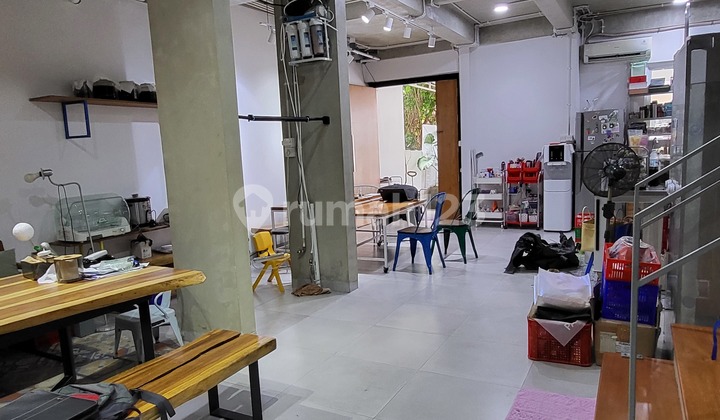 Rumah 3 Lantai Perumahan Green Permata Jaksel Rumah 3 Lantai Perumahan Green Permata Jaksel