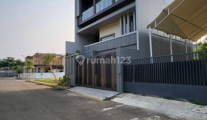 Rumah Permata Buana Brand New 3 Lantai Dalam Cluster 2