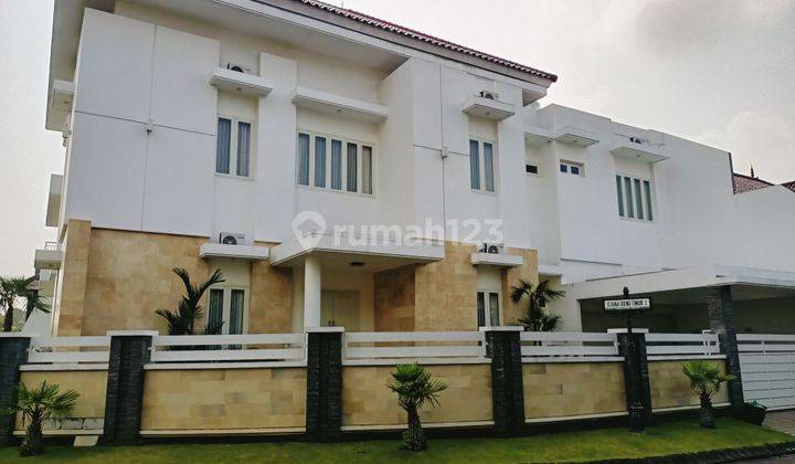 RUMAH HOOK MINIMALIS MODERN 2 LANTAI DI ISTANA DIENG KOTA MALANG 2