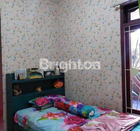 Jual  Murah Rumah 2 lt di Sawojajar 2