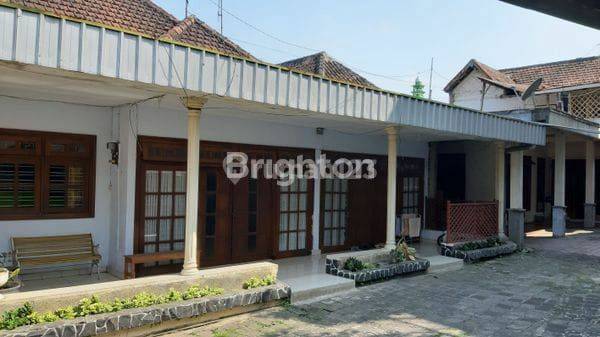 Rumah & Kost tengah pusat  kota Malang Jl Jaksa Agung Suprapto 1