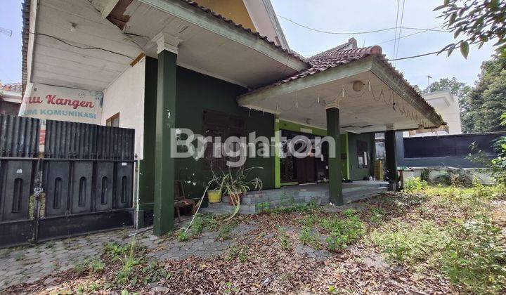 Rumah strategis  jl Dr. soetomo Pusat kota klojen malang 2