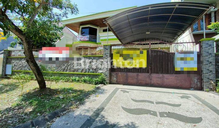 Rumah Cantik  Araya Jalan Utama