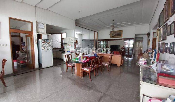 Rumah strategis jalan ramai di Dekat Jl ijen Malang 2