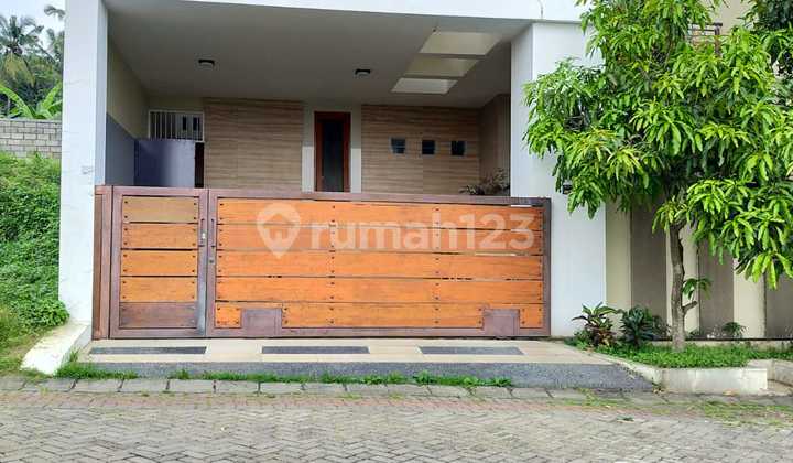 Rumah 2 Lantai Siap Huni Villa Puncak Tidar Malang Rumah 2 Lantai Siap Huni Villa Puncak Tidar Malang