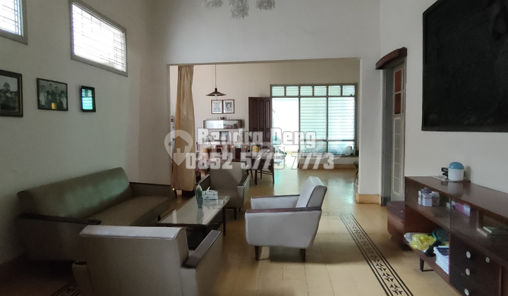 Rumah Strategis Kolonial Oro Oro Dowo Malang 2