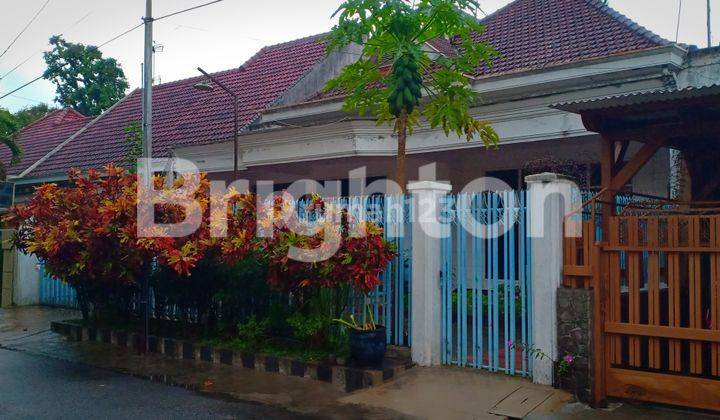 Rumah  pusat kota area  jl ijen oro oro dowo malang 1