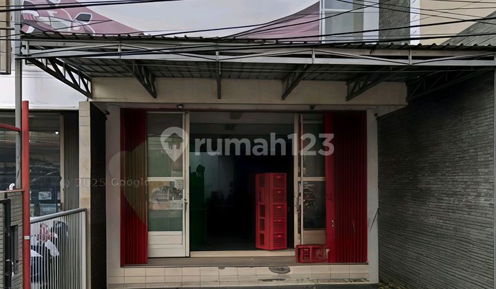 Strategic Shop House in Pasar Besar Kasin, Klojen District, Malang