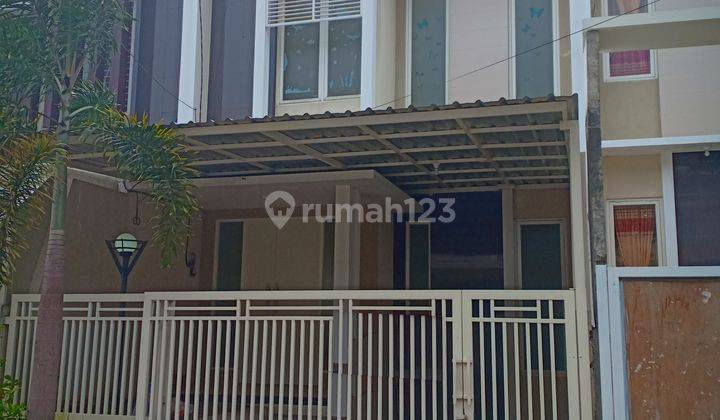 Rumah di Perum Graha Mulia Dekat Unibraw Kota Malang 1