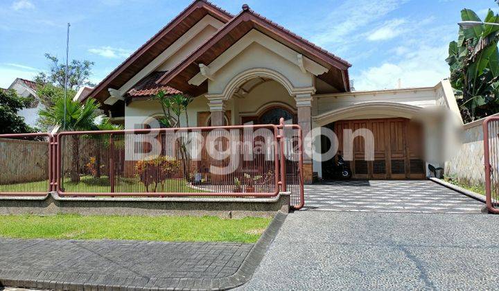 rumah siap huni bersih area gunung gunung ijen raya jl jakarta Klojen pusat kota malang 1