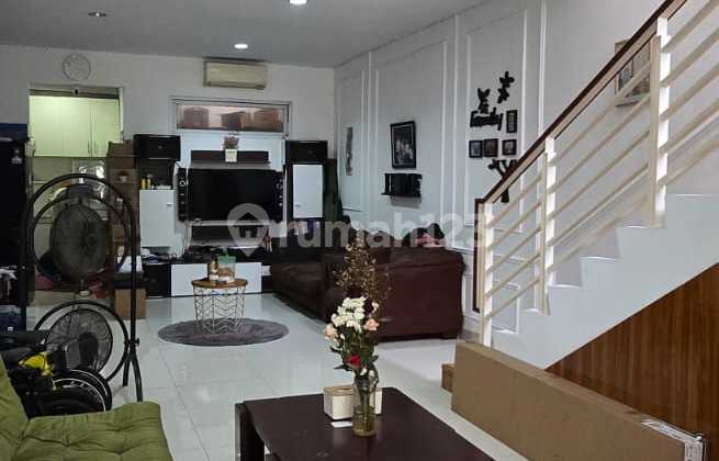 House Fully Renovated in Palm Cluster, Summarecon Bekasi 2