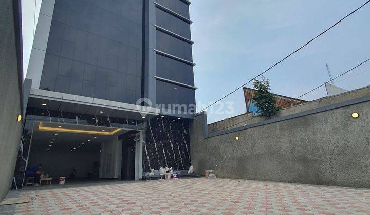 Gedung Kantor Baru 41/2 Lantai Strategis di Cawang Jakarta timur 2