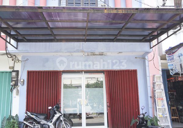 For Sale: Ready-to-Use Shop House on the Main Road of Taman Harapan Baru, Bekasi. For Sale: Ready-to-Use Shop House on the Main Road of Taman Harapan Baru, Bekasi.