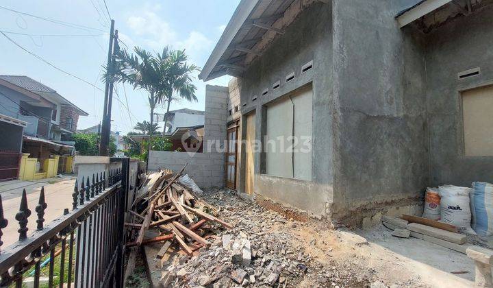 Rumah Dalam Taraf Renovasi Pembangunan Di Jatiwaringin Bekasi 2